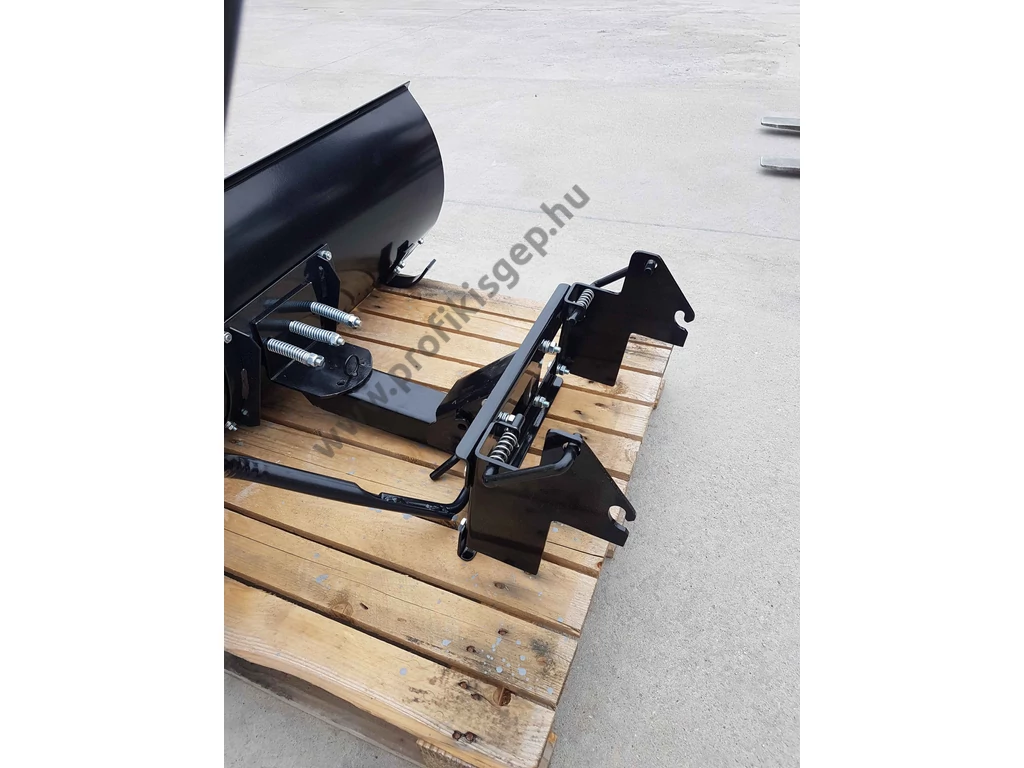 MTD HÓTOLÓLAP 107CM széles gumiéllel UTÁNGYÁRTOTT