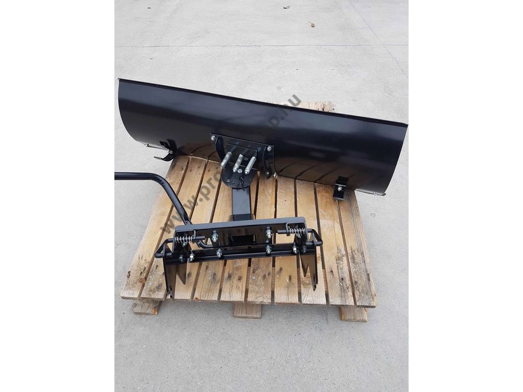 MTD HÓTOLÓLAP 107CM széles gumiéllel UTÁNGYÁRTOTT