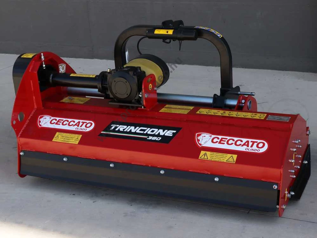 Ceccato szárzúzó Trincione 400 Spostamento Meccanico 1400mm kézi magasságállítás, 20x1,2kg kalapács