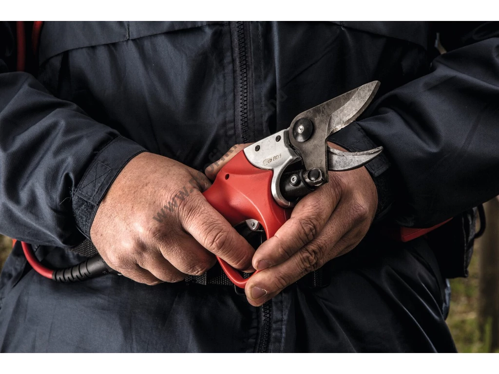 FELCO 801 G HP akkumulátoros metszőolló balkezes, alapgép, 255mm, 30mm-ágátmérőig
