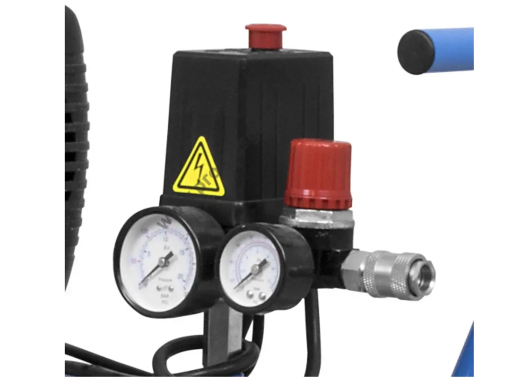 Güde 300/10/50 olajkenésű kompresszor, 250l/perc 10bar tartály 50L, 230V 1850W, 14 részes tartozékokkal