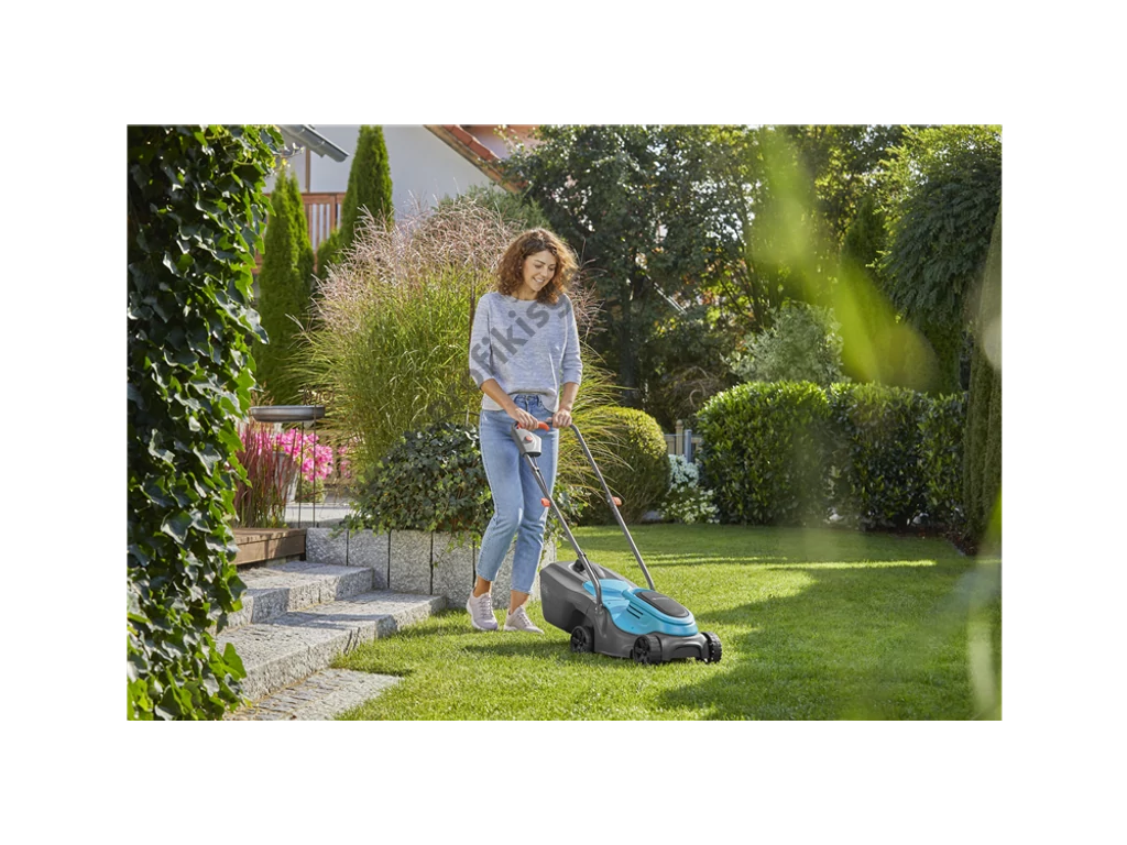 Gardena PowerMax 30/18V P4A akkumulátoros fűnyíró, 30 cm, 18V akku és töltő nélkül