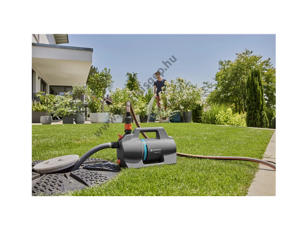 Gardena 4100 Silent elektromos felszíni vízszivattyú, 550W, 4100L, 3.6bar, szívókészlettel