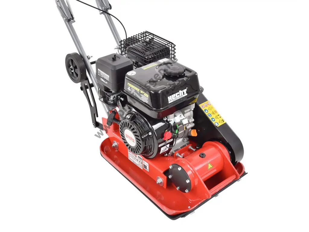 HECHT 1111 lapvibrátor, Motor: Loncin 196cm3, 11kN, 53x37cm, 63kg, szállítókerék, gumilap