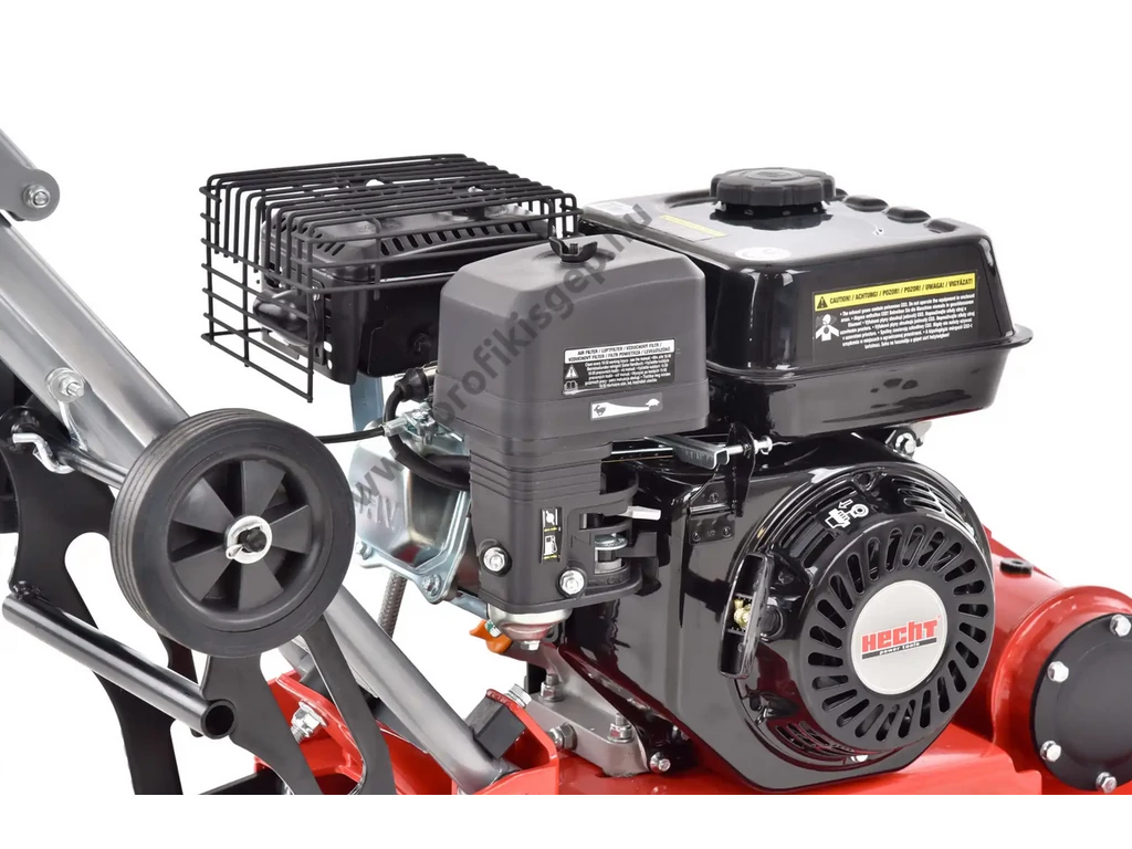 HECHT 1111 lapvibrátor, Motor: Loncin 196cm3, 11kN, 53x37cm, 63kg, szállítókerék, gumilap