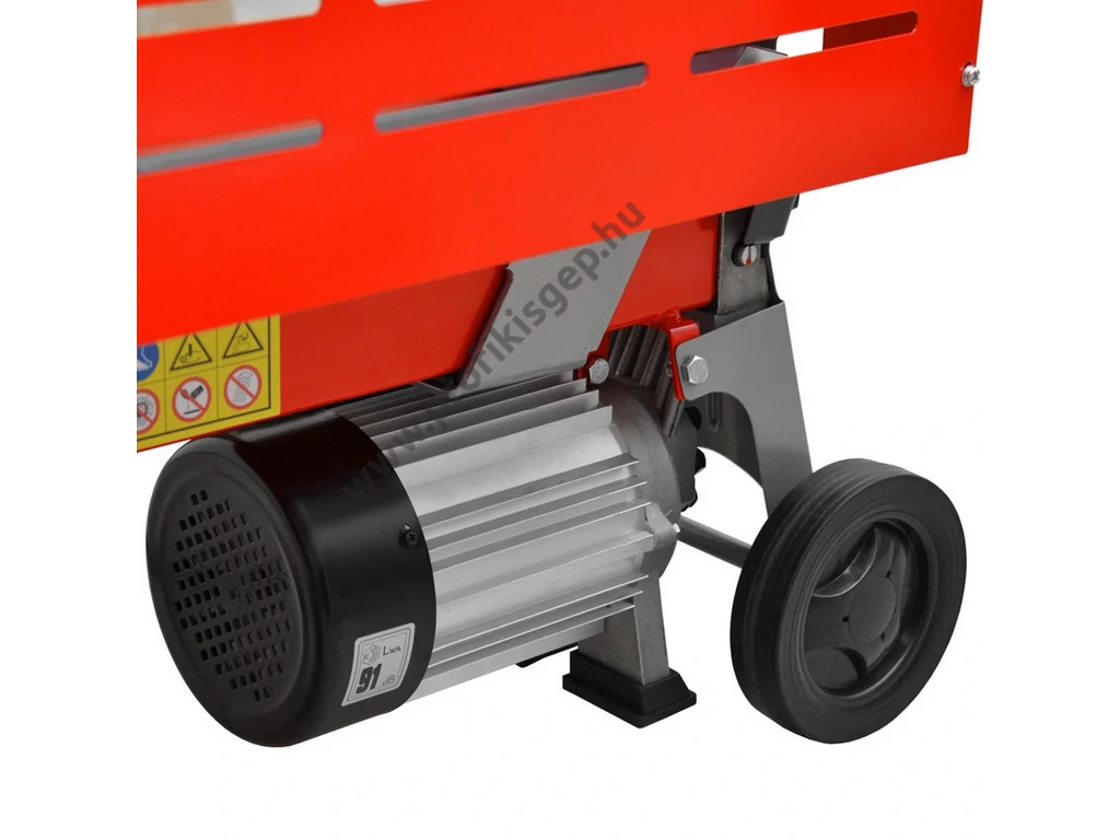 HECHT 6700 vízszintes rönkhasító, 4 tonna, 230V, 1500W, hossz: 37cm-ig, állvány és kereszthasító külön rendelhető