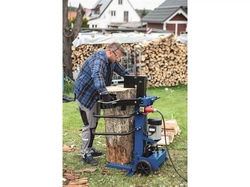 Scheppach Compact 8T álló rönkhasító, 8 tonna, 400V, 3500W, hossz: 107cm-ig, kereszthasító külön rendelhető