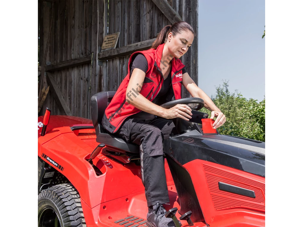 SOLO By AL-KO T24-125.3 HD V2 SD PREMIUM fűgyűjtős fűnyíró traktor, 105 cm, Briggs 656 ccm, HIDRO váltó  - ÖSSZESZERELVE ÉS HASZNÁLATRA KÉSZEN SZÁLLÍTJUK!
