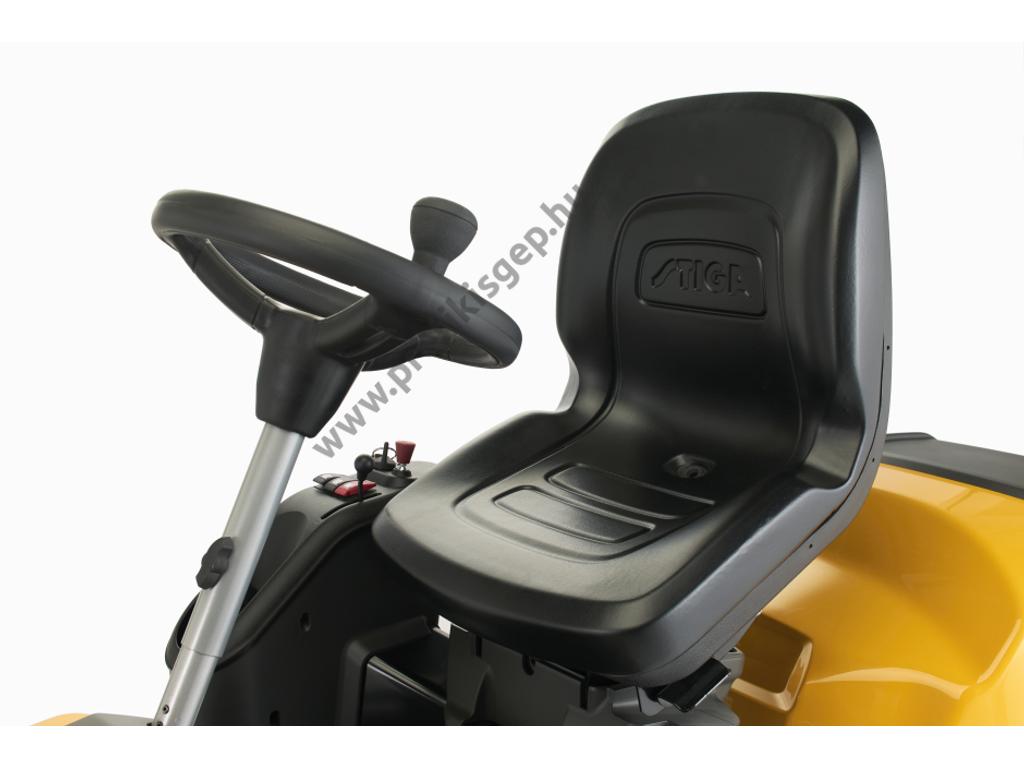STIGA PARK 700 W frontkaszás fűnyíró traktor, 95-125cm-ig, 586cm3, 13.1kW, Stiga ST600, vágóasztal nélkül, HIDRO - ÖSSZESZERELVE ÉS HASZNÁLATRA KÉSZEN SZÁLLÍTJUK!