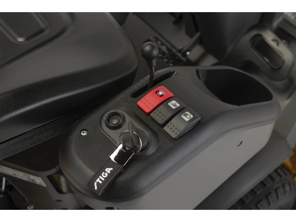 STIGA PARK 900 WX frontkaszás fűnyíró traktor, 95-125cm-ig, 570cm3, 11.8kW, Briggs Vanguard , vágóasztal nélkül, HIDRO - ÖSSZESZERELVE ÉS HASZNÁLATRA KÉSZEN SZÁLLÍTJUK!