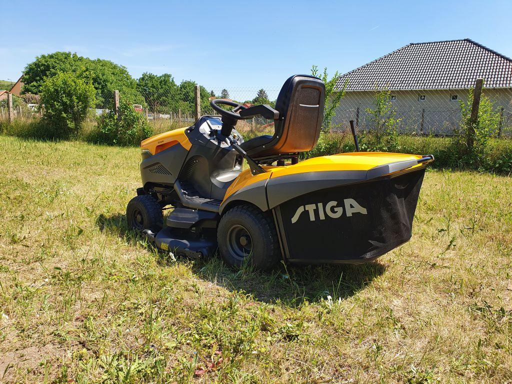 STIGA ESTATE 9122 W fűgyűjtős fűnyírótraktor 122cm 13.4kW 688cm3 Honda GXV 630, HIDRO - ÖSSZESZERELVE ÉS HASZNÁLATRA KÉSZEN SZÁLLÍTJUK!