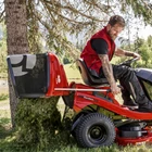 Kép 8/9 - SOLO BY AL-KO T18-103.4 HD-A V2 COMFORT fűgyűjtős fűnyíró traktor, hidrosztatikus meghajtással, 103 cm, OHV 586 ccm,  - ÖSSZESZERELVE ÉS HASZNÁLATRA KÉSZEN SZÁLLÍTJUK!