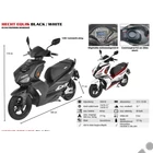 Kép 2/20 - HECHT EQUIS BLACK Akkumulátoros robogó, 72V, 20Ah, 3000W, Max hatótáv: 60km, Max sebesség: 45 km/h, Max: 271kg