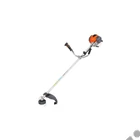 Kép 1/16 - Oleo-mac BCH 400 T benzinmotoros bozótvágó, fűkasza, ház körüli használatra, 40.2cm3, 2,0Le, damilfej, fűvágó tárcsa, dupla heveder