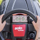 Kép 11/12 - SOLO By AL-KO T24-125.3 HD V2 SD PREMIUM fűgyűjtős fűnyíró traktor, 105 cm, Briggs 656 ccm, HIDRO váltó  - ÖSSZESZERELVE ÉS HASZNÁLATRA KÉSZEN SZÁLLÍTJUK!