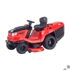 Kép 4/12 - SOLO By AL-KO T24-125.3 HD V2 SD PREMIUM fűgyűjtős fűnyíró traktor, 105 cm, Briggs 656 ccm, HIDRO váltó  - ÖSSZESZERELVE ÉS HASZNÁLATRA KÉSZEN SZÁLLÍTJUK!